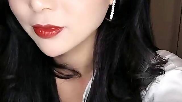 Pretty Naked Teen Girl Pussy Masturbation In Shower