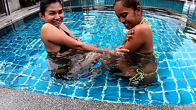 Threesome with 2 hot bisexual Thai girls