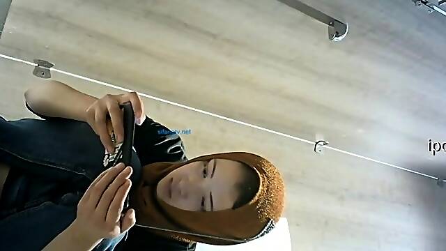 Voyeur doctor put a hidden cam in his exam room