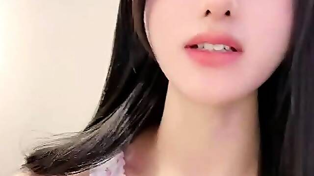 Small Tit Teen Cums On Cam