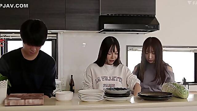 Hot Pot Party With Her Bestfriend Uncensored (sora)