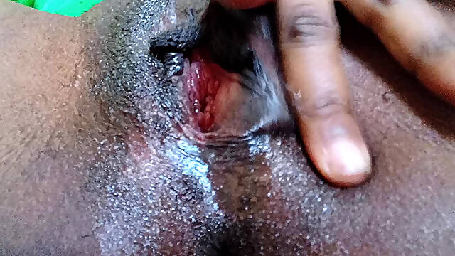 Fuck my clean pussy