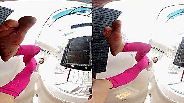 3DVR180 LELE pov humiliates the dwarves